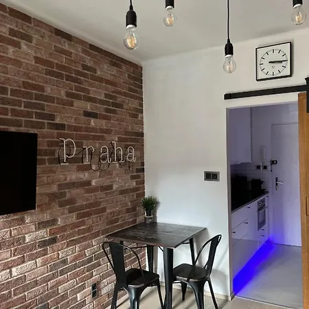 Moderni Industry براغ