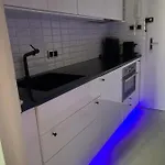 Moderni Industry Apartment *